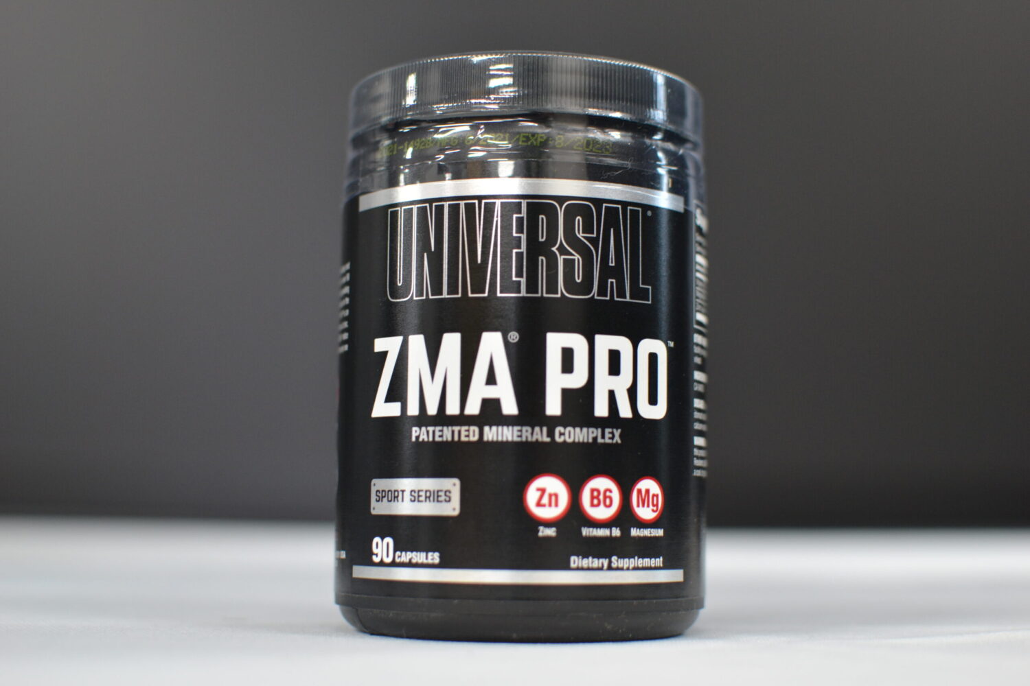 Universal Nutrition  スポーツシリーズ ZMA Proの特徴と開封レビュー